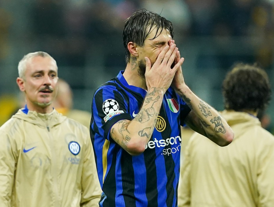 九游中国-国际米兰中后卫严防死守，守住三分