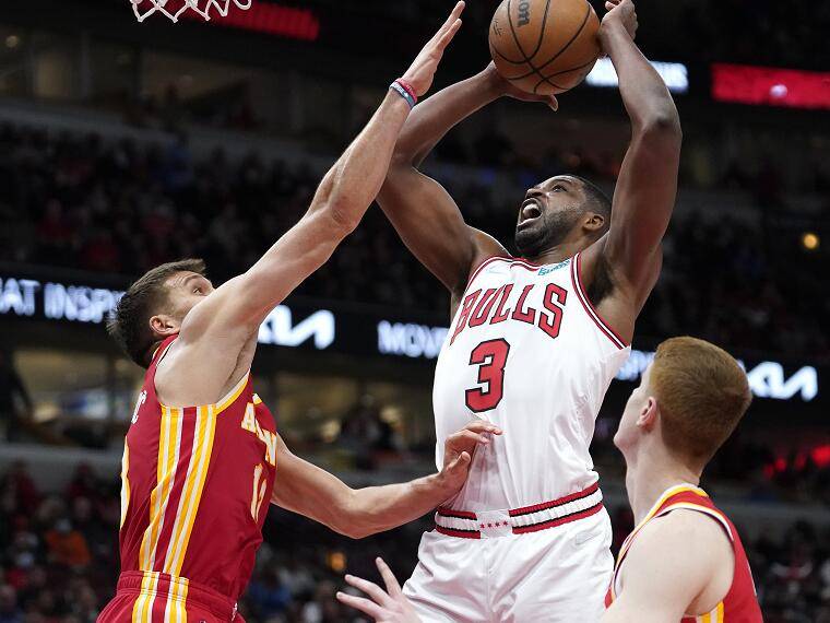 临门一脚关键时刻，前场嘹亮一声呐喊！