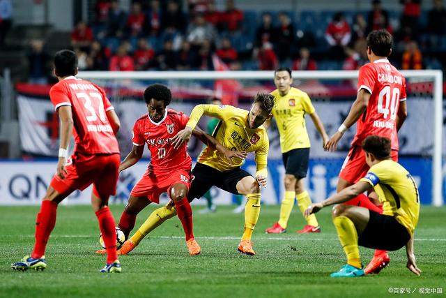 九游体育-拜仁慕尼黑逆转战胜对手，全队庆祝胜利