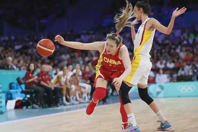 九游体育APP下载-河北女篮迎来胜利,逆转击败对手