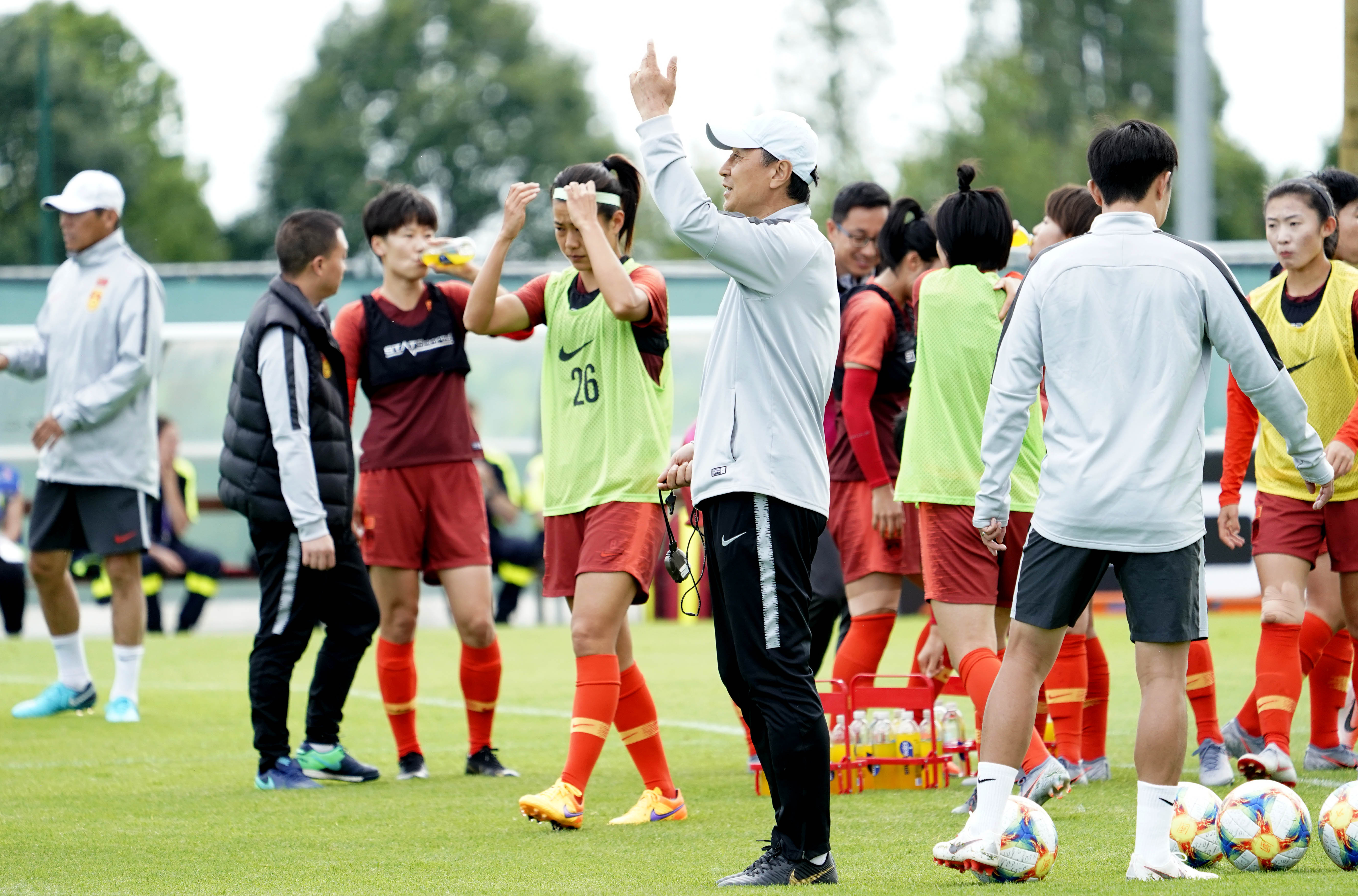 九游体育直播-粉丝们纷纷表示支持,球队备战信心满满