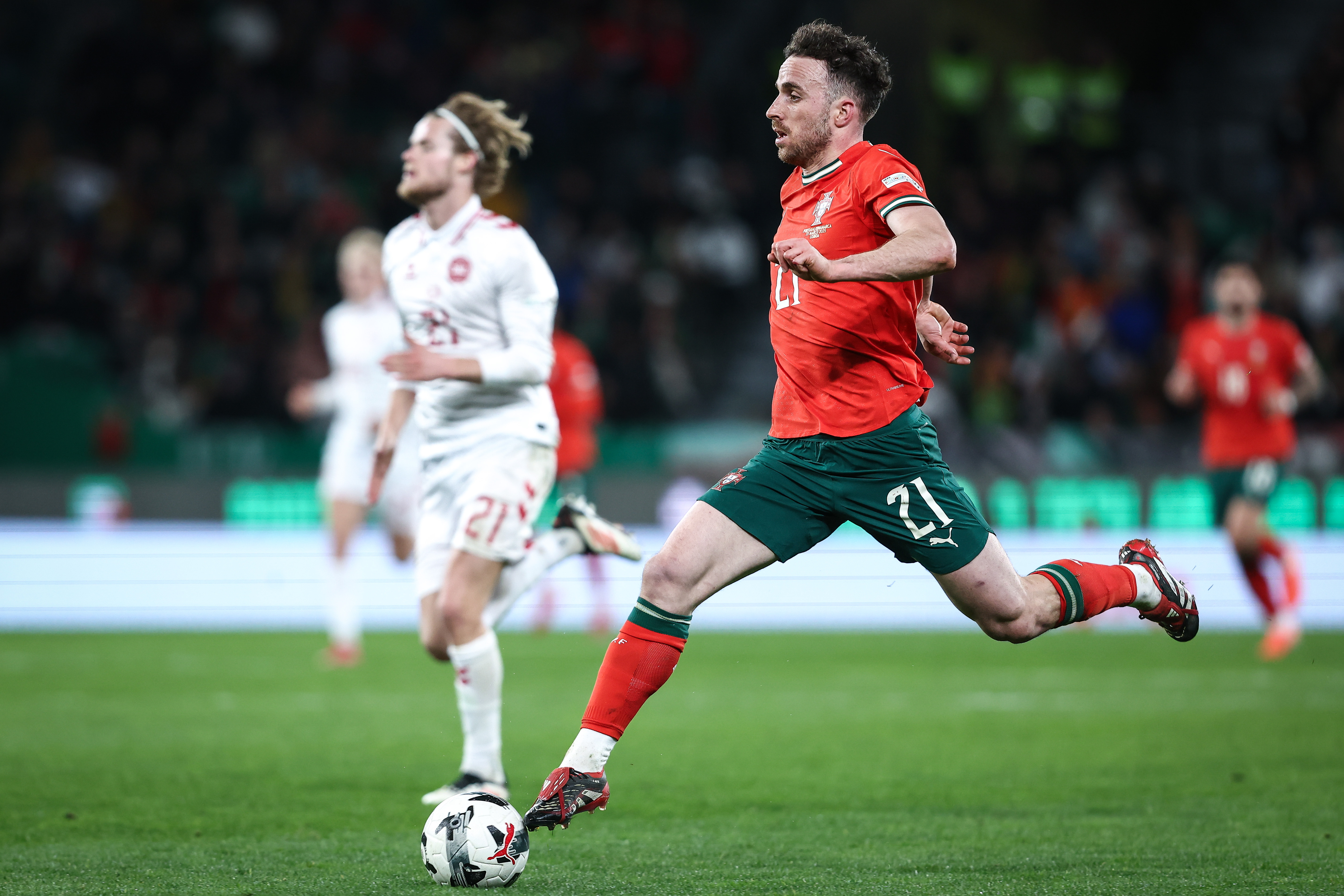 九游娱乐入口-欧国联半决赛谁能笑到最后，胜者跻身决赛