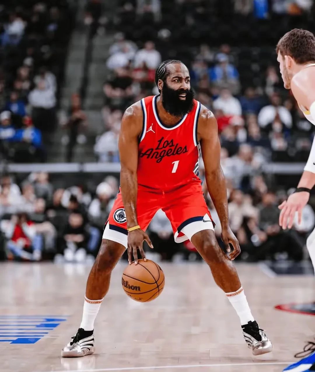 快船大胜雄鹿次节反超后牢牢掌握比赛节奏