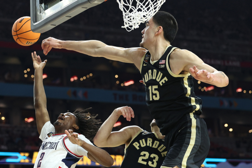 九游娱乐网站-意大利拳击选手不敌对手，憾失胜机