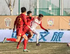 九游娱乐首页-球队备战冲击冠军，决胜关头斗志昂扬