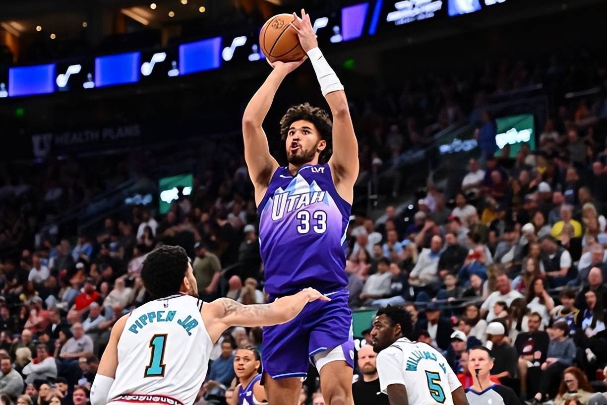 森林狼队惊险胜出,击败爵士队晋级下一轮 森林狼队惊险胜出,击败爵士队晋级下一轮