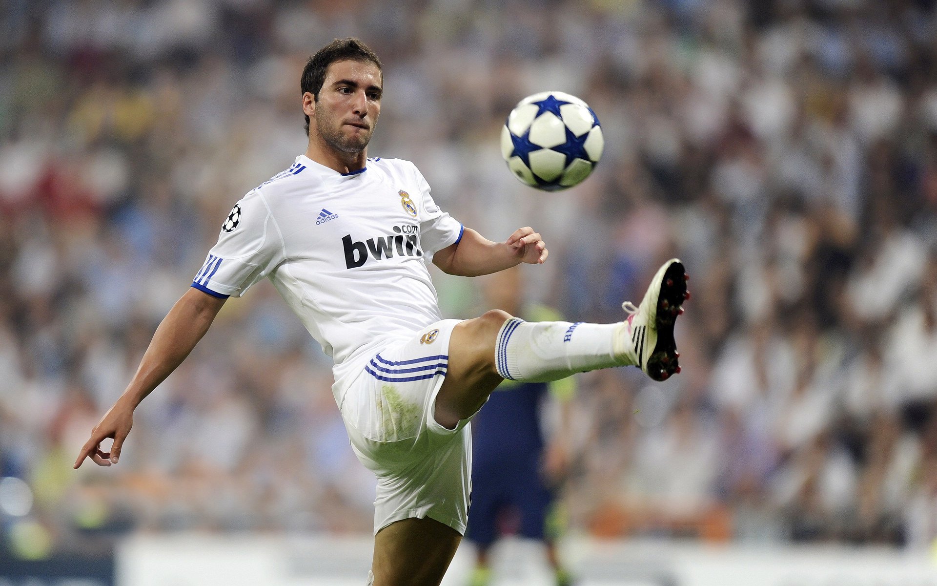 九游体育平台-魔术师的底牌被偷走，切特用三记世纪攻防宣告未来已来