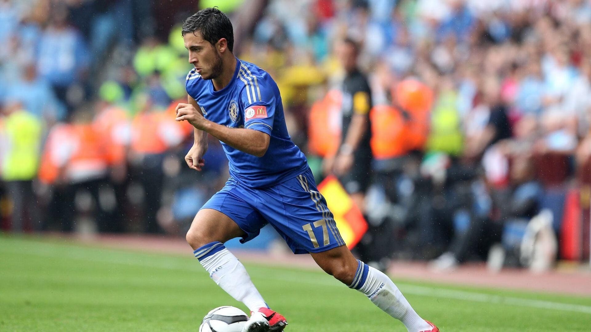 九游VIP-策略之王，塞恩斯精准制胜导演索伯奇迹，中小车队如何在F1丛林中逆转上位？